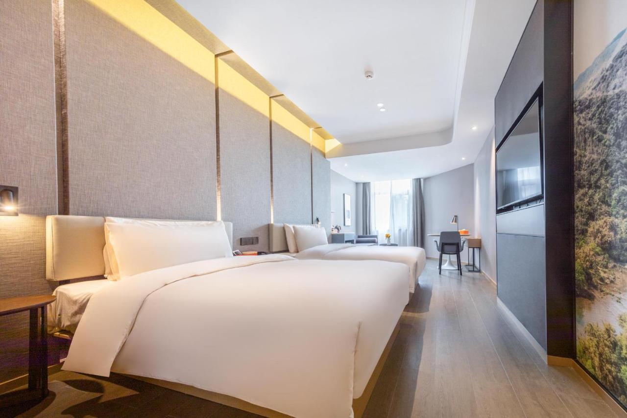 Atour Hotel Kunming Cuihu Екстериор снимка