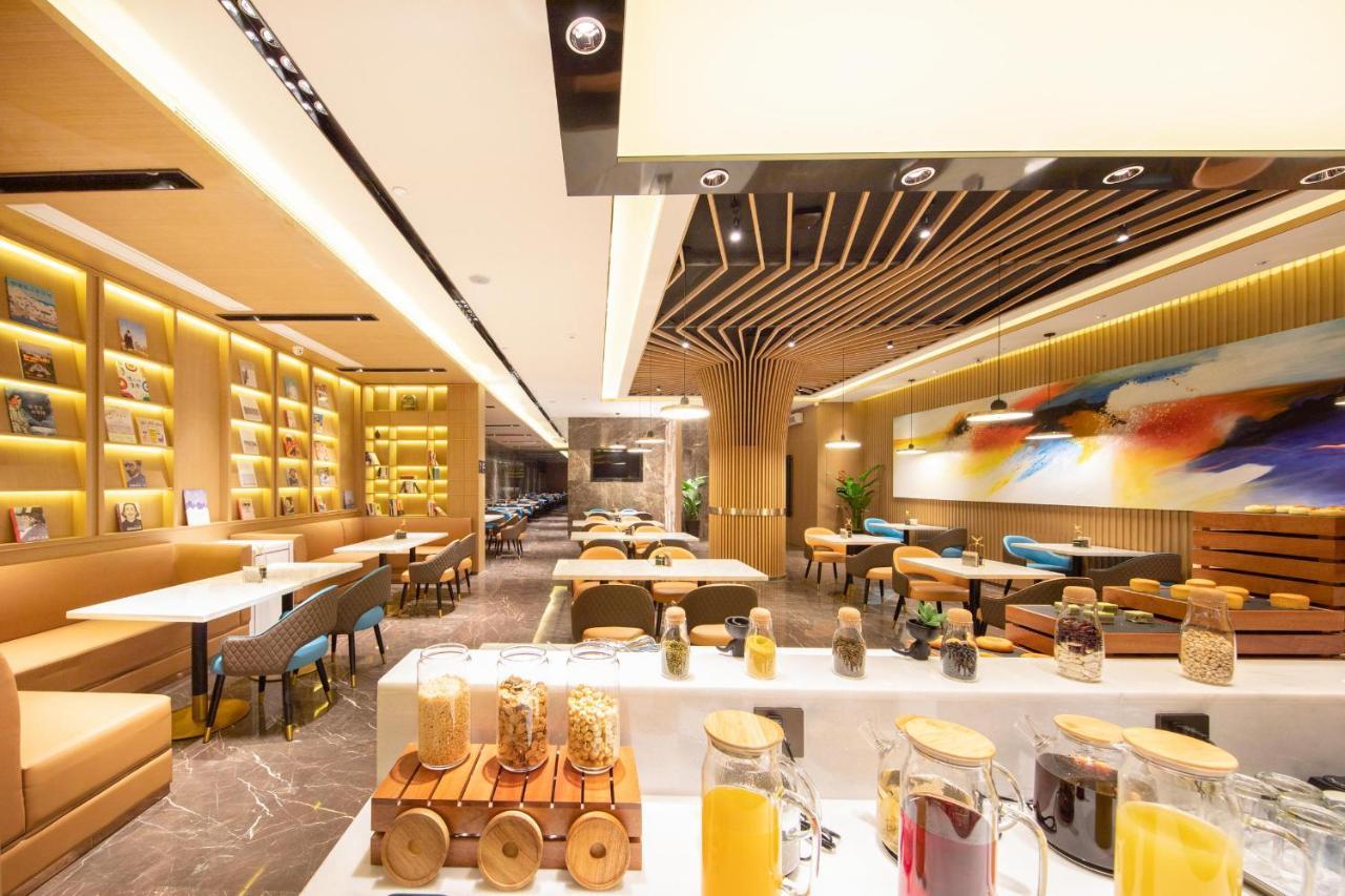 Atour Hotel Kunming Cuihu Екстериор снимка