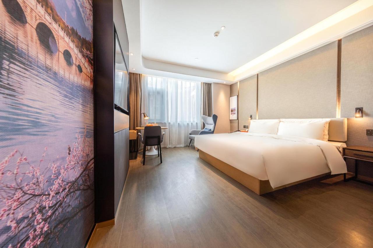 Atour Hotel Kunming Cuihu Екстериор снимка