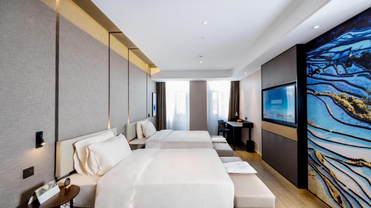 Atour Hotel Kunming Cuihu Екстериор снимка