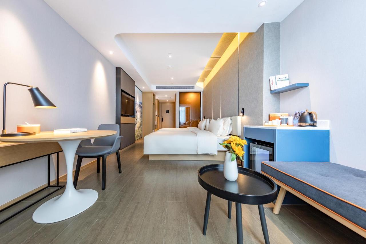 Atour Hotel Kunming Cuihu Екстериор снимка